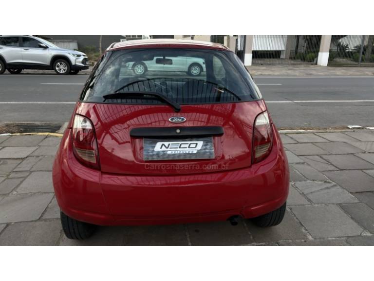 FORD - KA - 2004/2004 - Vermelha - R$ 15.950,00