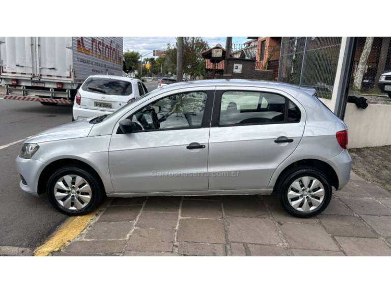 VOLKSWAGEN - GOL - 2014/2014 - Prata - R$ 34.950,00