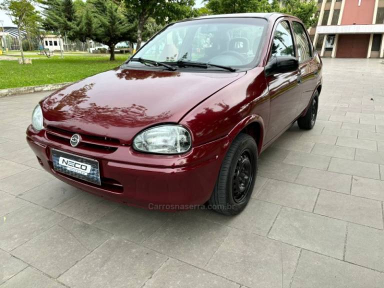 CHEVROLET - CORSA - 1997/1997 - Vinho - R$ 13.950,00