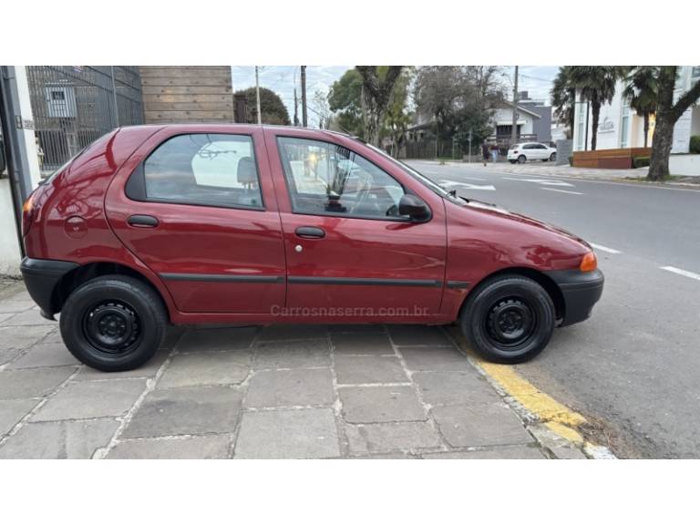 FIAT - PALIO - 1996/1996 - Vermelha - R$ 12.950,00