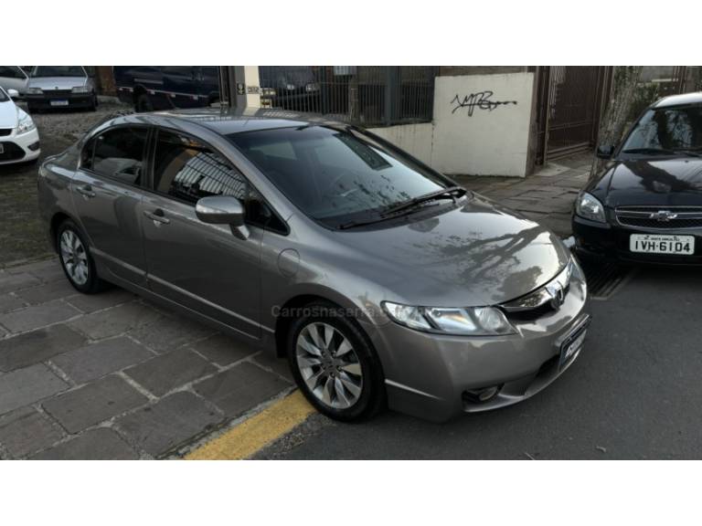 HONDA - CIVIC - 2011/2011 - Cinza - R$ 55.950,00