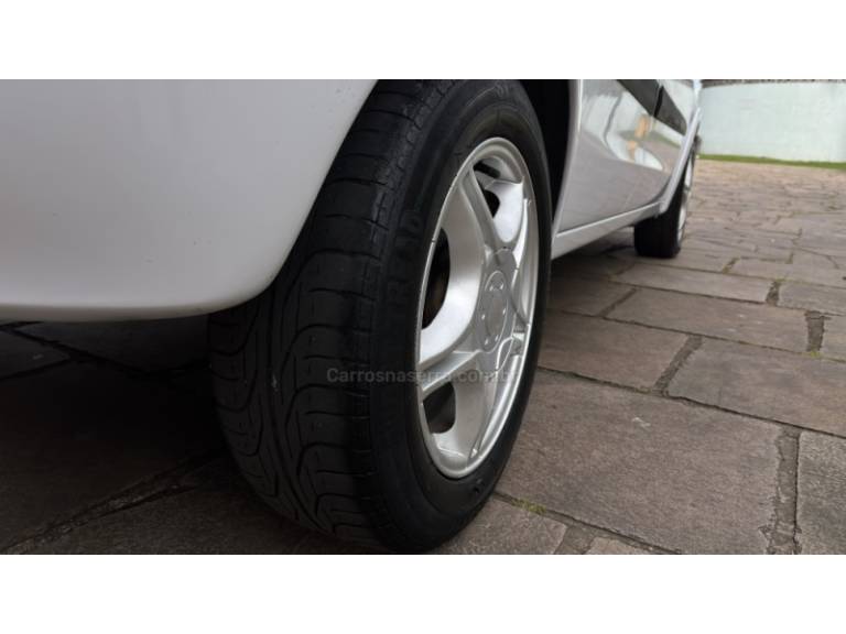 CHEVROLET - CORSA - 2007/2007 - Branca - R$ 21.950,00