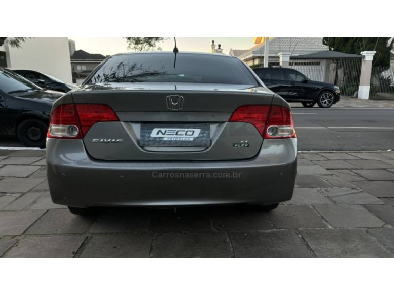 HONDA - CIVIC - 2011/2011 - Cinza - R$ 55.950,00