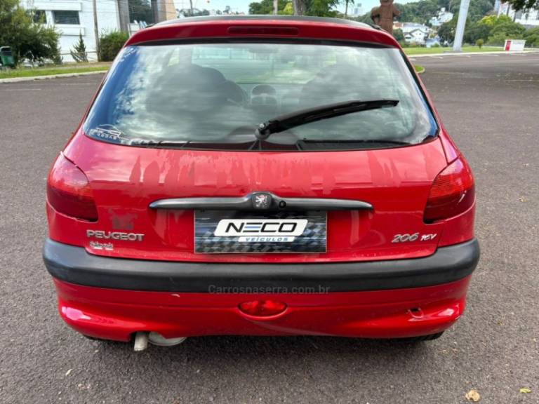 PEUGEOT - 206 - 2003/2003 - Vermelha - R$ 6.950,00