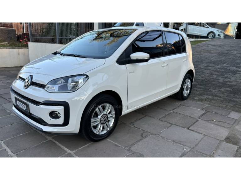 VOLKSWAGEN - UP - 2019/2019 - Branca - R$ 57.950,00