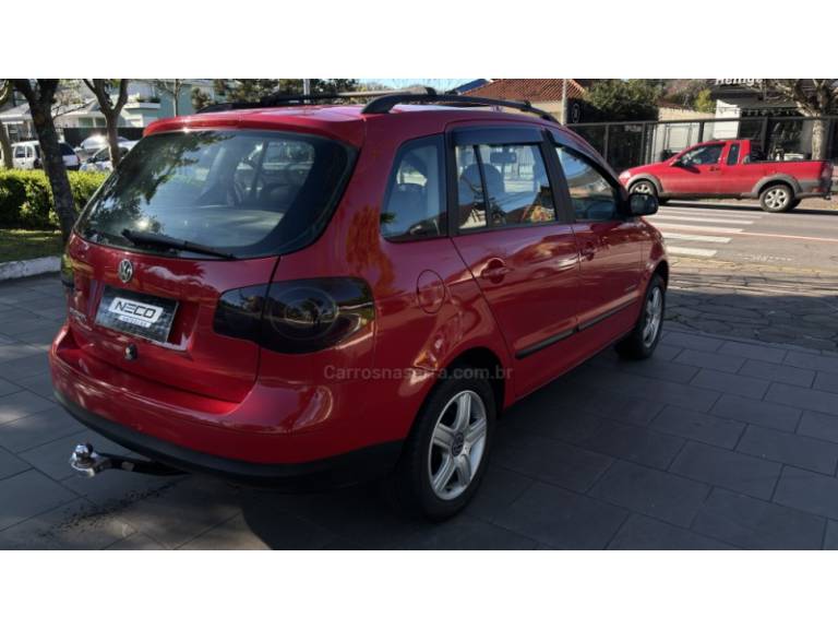 VOLKSWAGEN - SPACEFOX - 2007/2007 - Vermelha - R$ 26.950,00