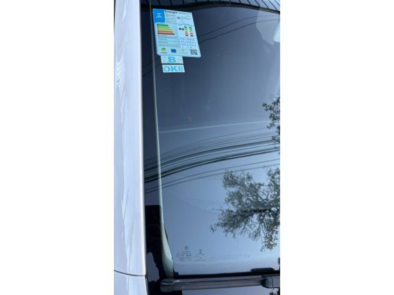 VOLKSWAGEN - UP - 2019/2019 - Branca - R$ 57.950,00