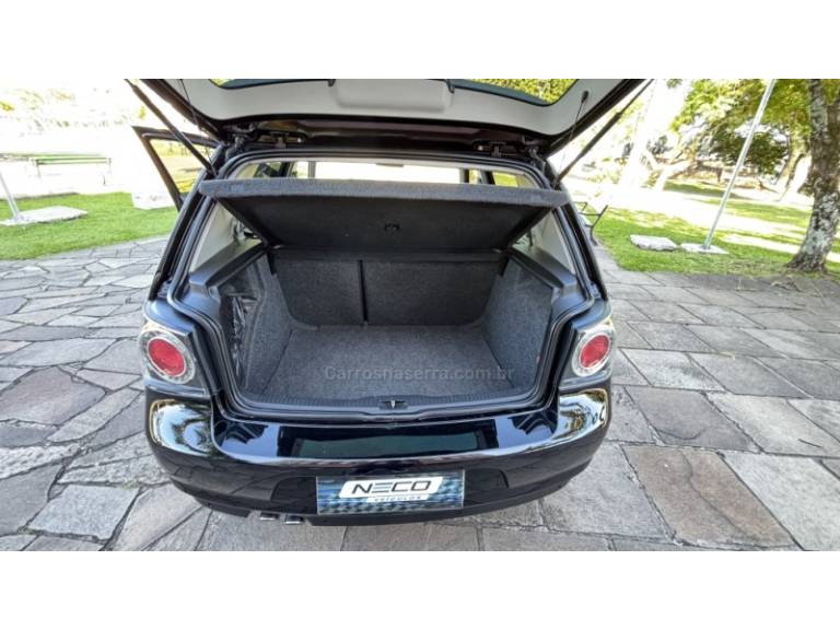 VOLKSWAGEN - GOLF - 2012/2012 - Preta - R$ 59.950,00