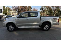 TOYOTA - HILUX - 2006/2006 - Prata - R$ 99.950,00