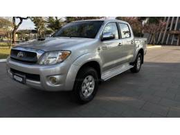 TOYOTA - HILUX - 2006/2006 - Prata - R$ 99.950,00