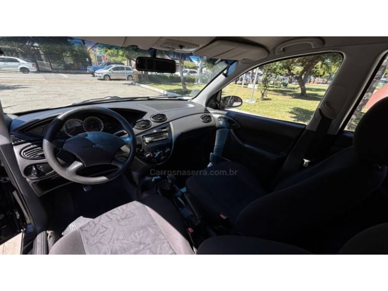 FORD - FOCUS - 2009/2009 - Azul - R$ 29.950,00