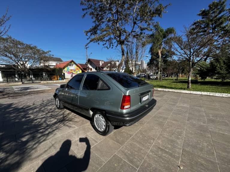 CHEVROLET - KADETT - 1992/1992 - Verde - R$ 16.950,00