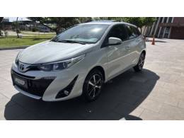 TOYOTA - YARIS - 2021/2021 - Branca - R$ 94.950,00