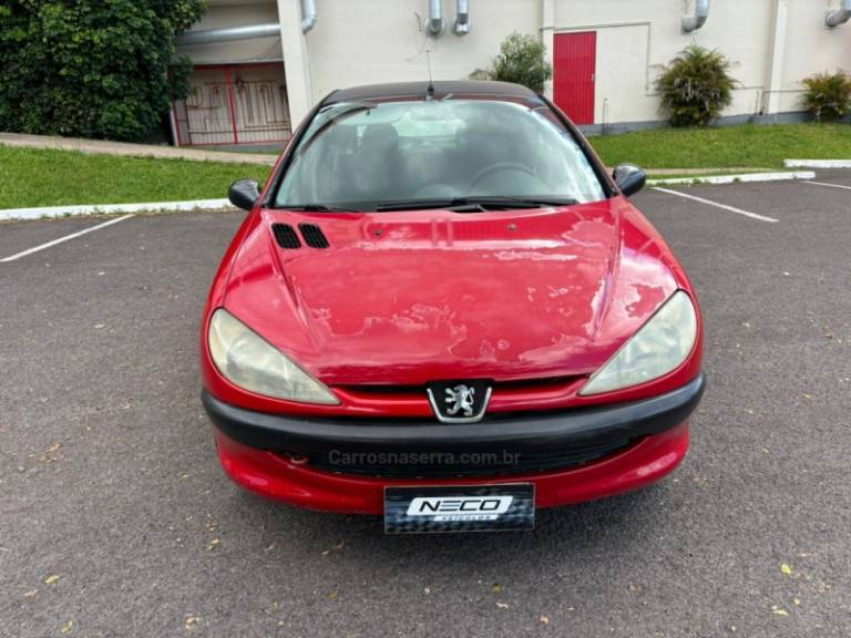 PEUGEOT - 206 - 2003/2003 - Vermelha - R$ 6.950,00