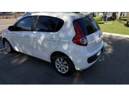 FIAT - PALIO - 2015/2015 - Branca - R$ 36.950,00