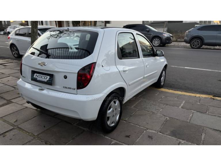 CHEVROLET - CELTA - 2013/2013 - Branca - R$ 33.950,00