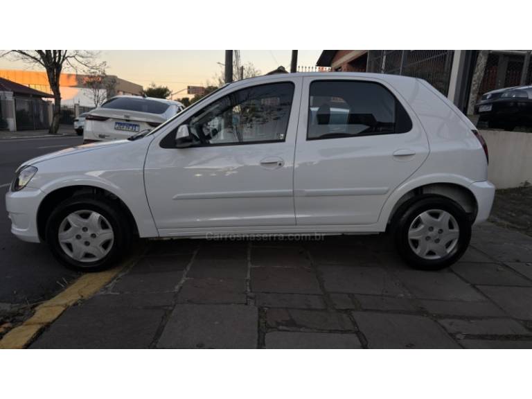 CHEVROLET - CELTA - 2013/2013 - Branca - R$ 33.950,00