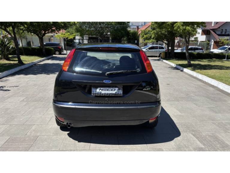 FORD - FOCUS - 2009/2009 - Azul - R$ 29.950,00