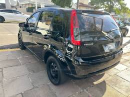 FORD - FIESTA - 2014/2014 - Preta - R$ 30.950,00