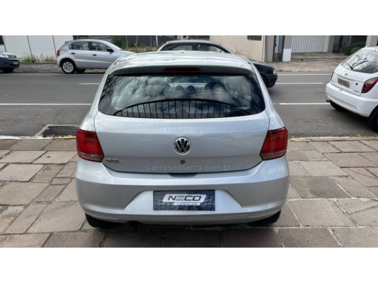 VOLKSWAGEN - GOL - 2014/2014 - Prata - R$ 34.950,00