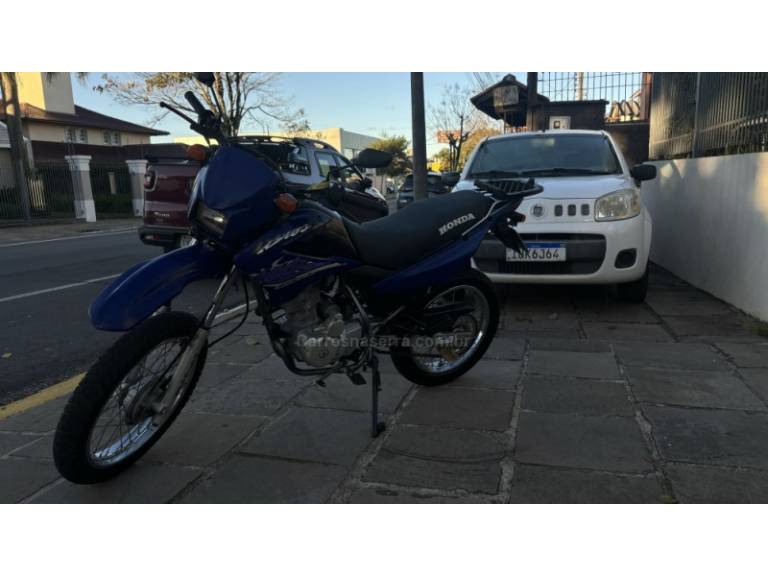 HONDA - NXR 125 - 2004/2004 - Azul - R$ 7.950,00