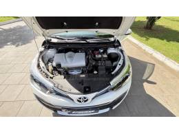 TOYOTA - YARIS - 2021/2021 - Branca - R$ 94.950,00