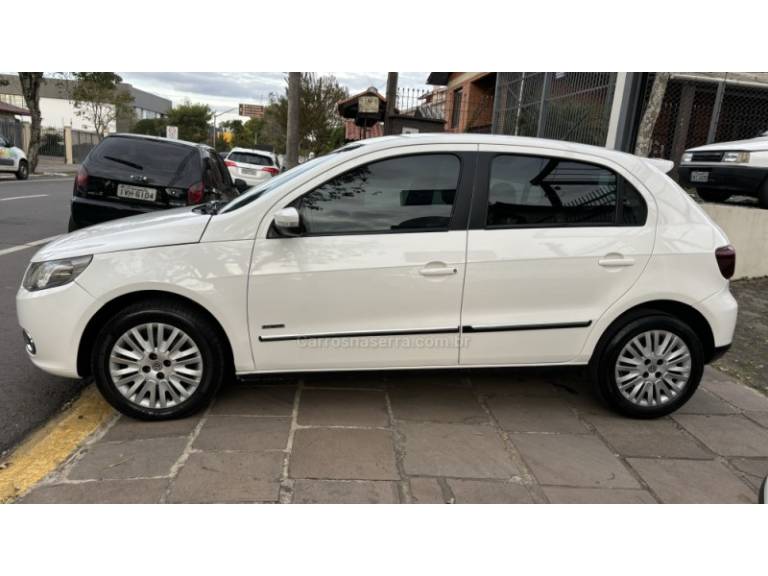 VOLKSWAGEN - GOL - 2011/2011 - Branca - R$ 33.950,00