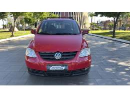 VOLKSWAGEN - SPACEFOX - 2007/2007 - Vermelha - R$ 26.950,00