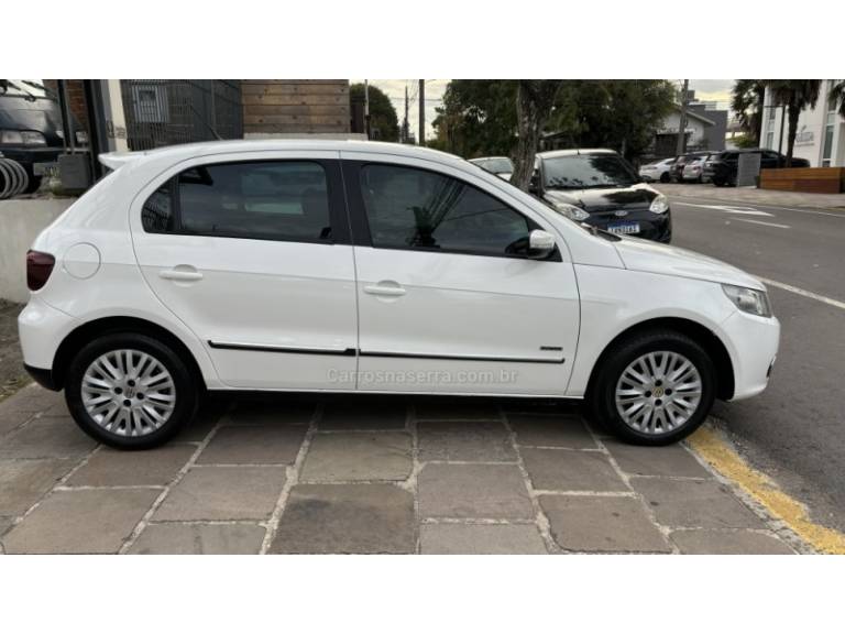 VOLKSWAGEN - GOL - 2011/2011 - Branca - R$ 33.950,00