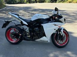 YAMAHA - YZF - 2010/2010 - Branca - R$ 39.950,00