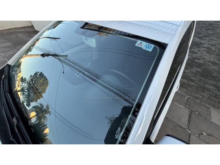 VOLKSWAGEN - UP - 2019/2019 - Branca - R$ 57.950,00
