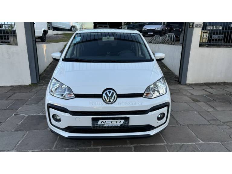 VOLKSWAGEN - UP - 2019/2019 - Branca - R$ 57.950,00