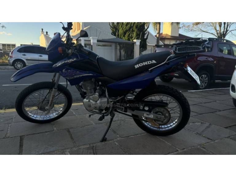 HONDA - NXR 125 - 2004/2004 - Azul - R$ 7.950,00