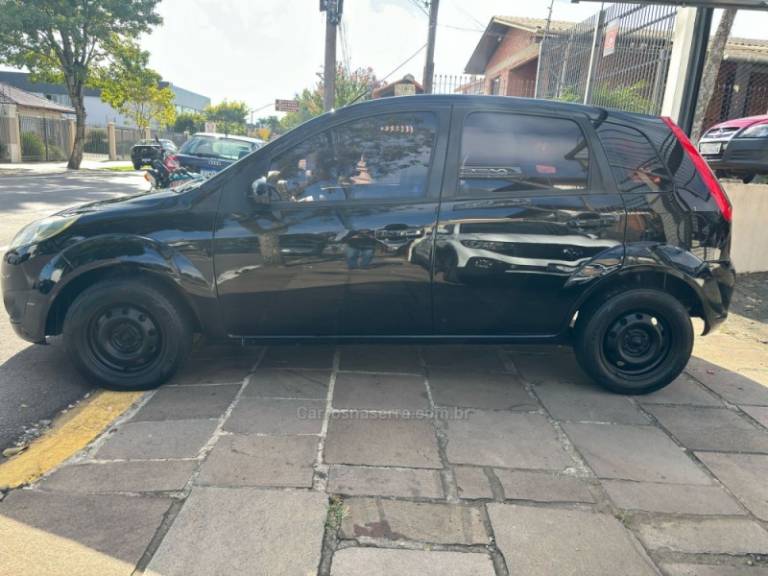 FORD - FIESTA - 2014/2014 - Preta - R$ 30.950,00